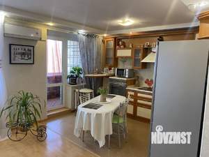 3-к квартира, вторичка, 65м2, 6/6 этаж