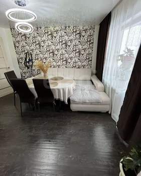 3-к квартира, вторичка, 61м2, 5/5 этаж