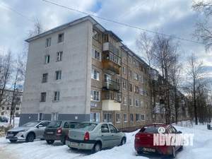3-к квартира, вторичка, 62м2, 2/5 этаж