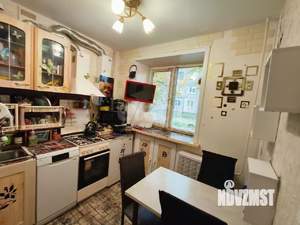 3-к квартира, вторичка, 57м2, 1/5 этаж