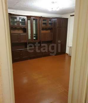 2-к квартира, вторичка, 50м2, 1/5 этаж