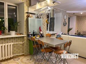 4-к квартира, вторичка, 120м2, 3/9 этаж