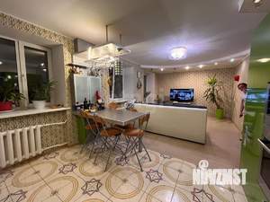 4-к квартира, вторичка, 120м2, 3/9 этаж