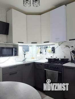 2-к квартира, вторичка, 42м2, 1/4 этаж