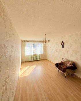 3-к квартира, вторичка, 61м2, 1/5 этаж