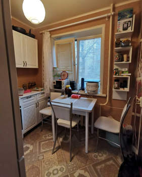 3-к квартира, вторичка, 57м2, 1/5 этаж