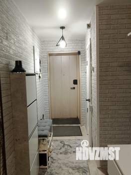 2-к квартира, вторичка, 42м2, 1/4 этаж