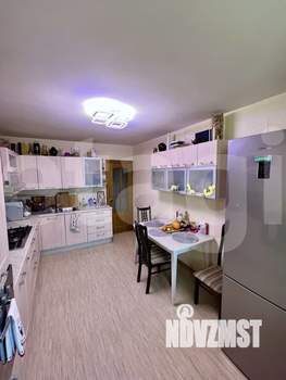 4-к квартира, вторичка, 106м2, 6/9 этаж