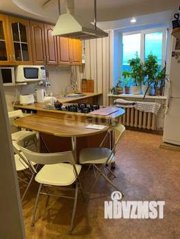 3-к квартира, вторичка, 67м2, 9/9 этаж
