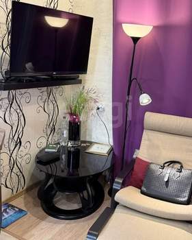 1-к квартира, вторичка, 38м2, 1/4 этаж