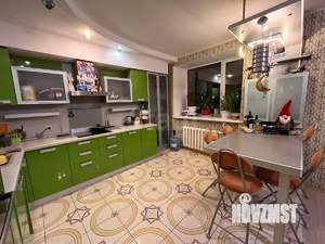 4-к квартира, вторичка, 120м2, 3/9 этаж