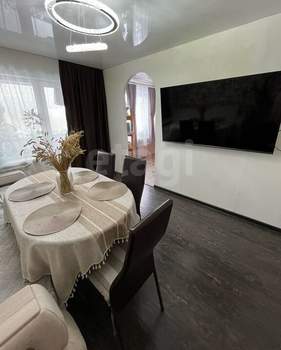 3-к квартира, вторичка, 61м2, 5/5 этаж