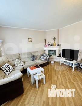 4-к квартира, вторичка, 106м2, 6/9 этаж