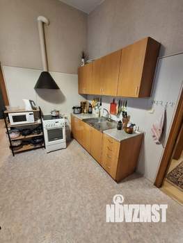3-к квартира, вторичка, 68м2, 1/1 этаж