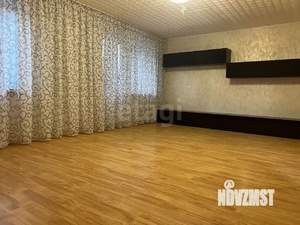 4-к квартира, вторичка, 107м2, 1/9 этаж