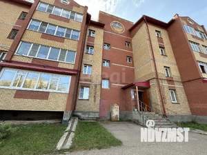 2-к квартира, вторичка, 60м2, 1/4 этаж