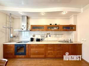 2-к квартира, вторичка, 83м2, 4/9 этаж