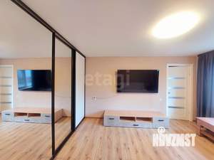 2-к квартира, вторичка, 39м2, 1/5 этаж
