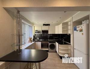 2-к квартира, вторичка, 44м2, 1/4 этаж