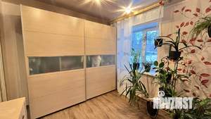 3-к квартира, вторичка, 61м2, 1/5 этаж