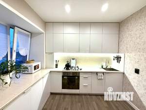 2-к квартира, вторичка, 61м2, 8/9 этаж