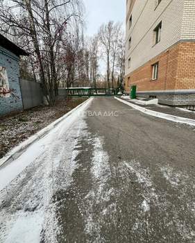 4-к квартира, вторичка, 133м2, 3/5 этаж