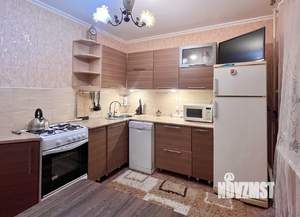 2-к квартира, вторичка, 52м2, 1/9 этаж