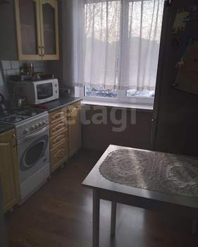 2-к квартира, вторичка, 48м2, 3/5 этаж