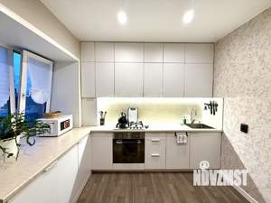 2-к квартира, вторичка, 61м2, 8/9 этаж