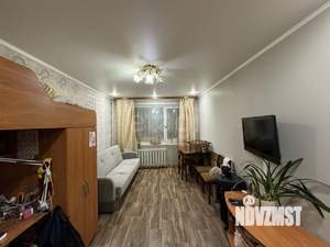 3-к квартира, вторичка, 61м2, 1/5 этаж