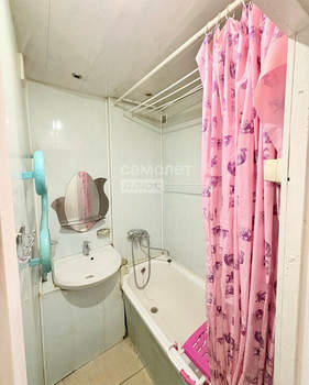 3-к квартира, вторичка, 61м2, 1/5 этаж