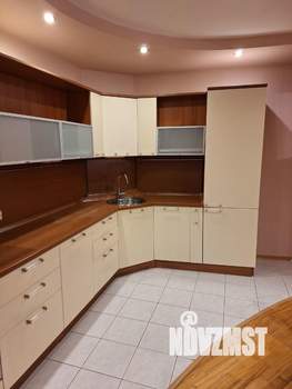 3-к квартира, вторичка, 103м2, 3/9 этаж